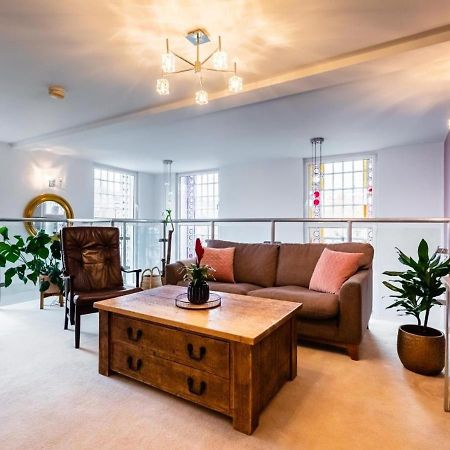 Lux Duplex Apartment 19Th Century Chapel Wakefield Centre Exteriér fotografie