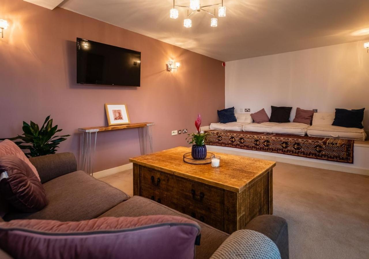 Lux Duplex Apartment 19Th Century Chapel Wakefield Centre Exteriér fotografie